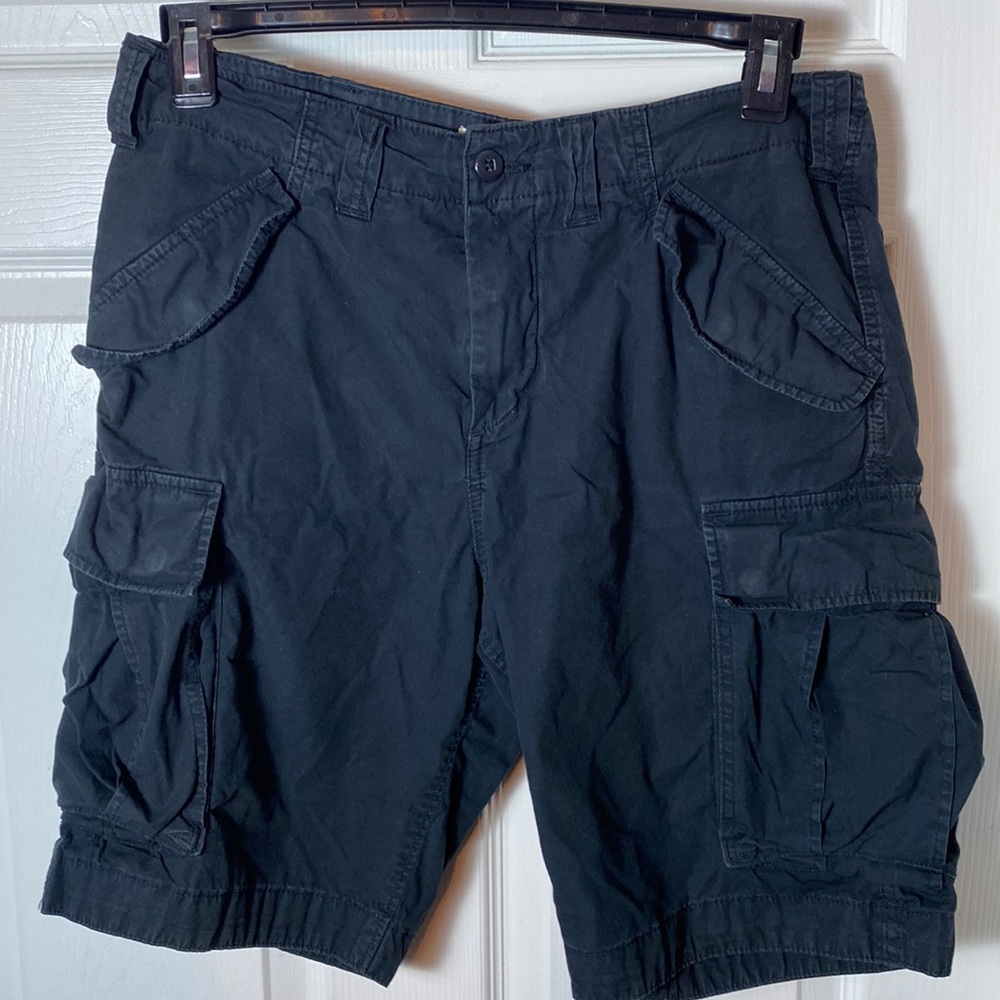 L.O.G.G.  H & M Men’s  Black Cargo Shorts  Snap Pockets Button Front Size 32
